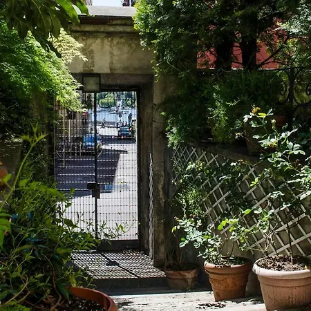 Joivy Cute 1-bedroom Flat Next To アパート